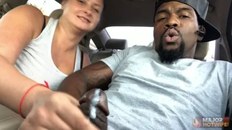MajorHotwife - Hotwife Handjob In The Car - Rome Major